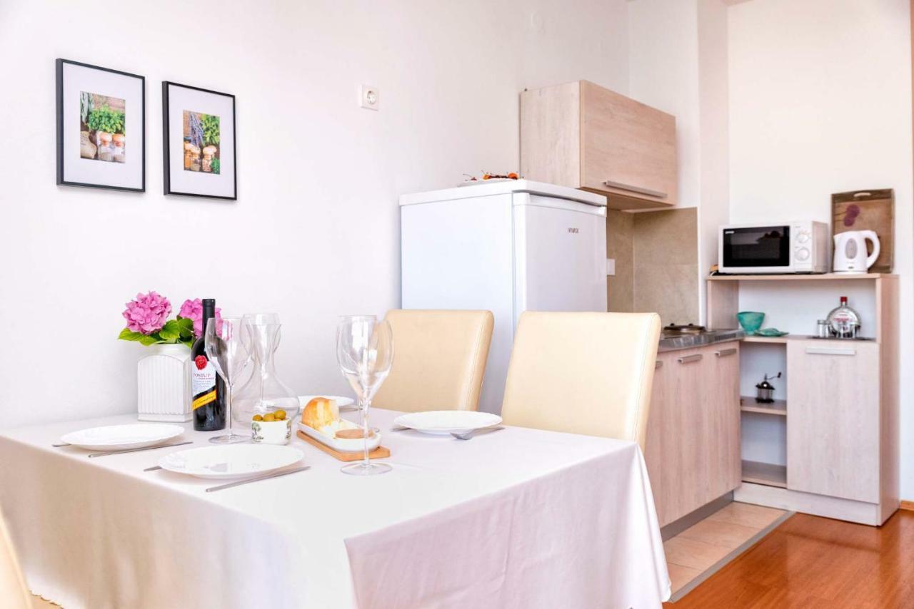 Anchor Apartments Stari Grad  Kültér fotó